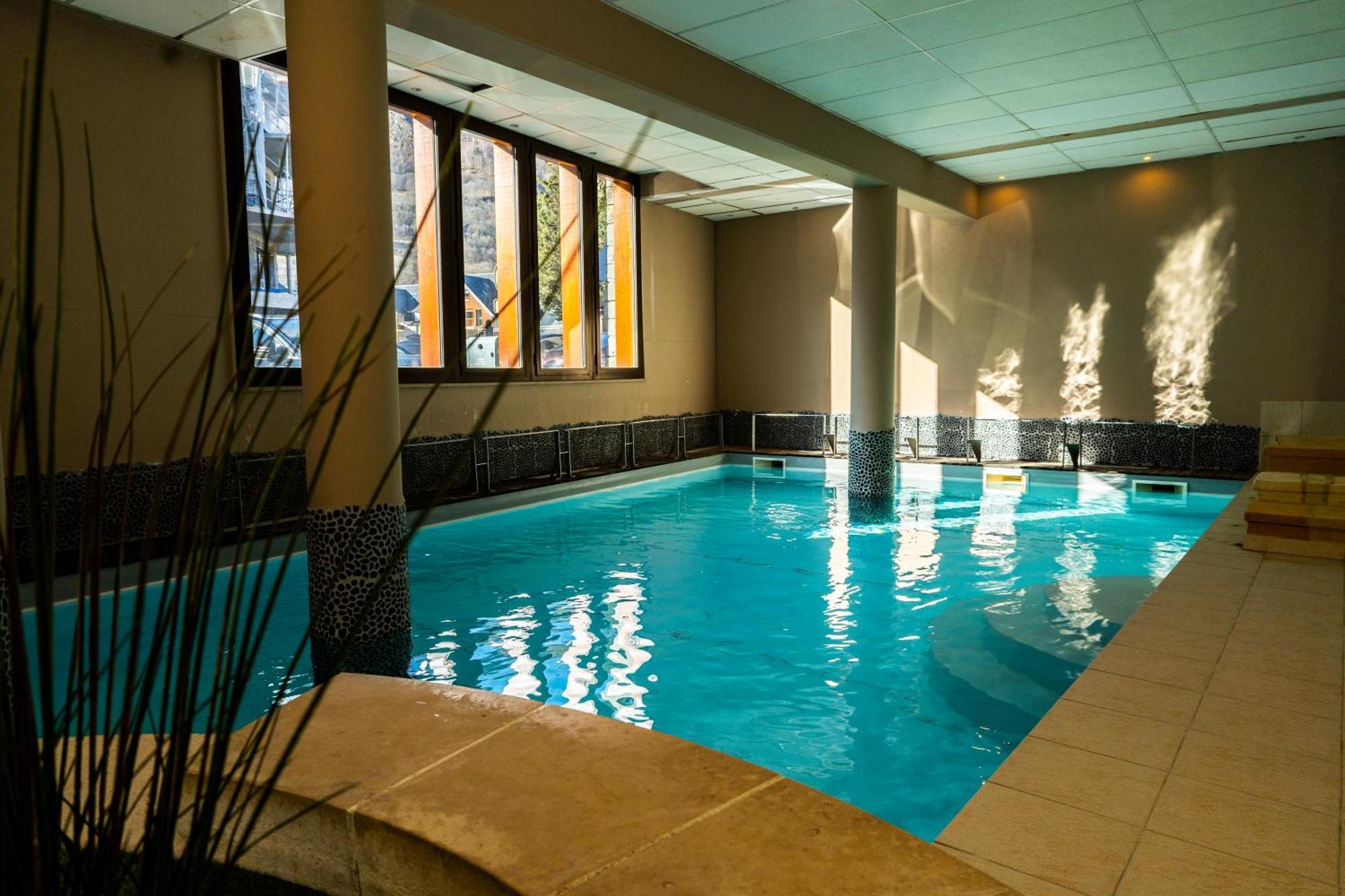 Sejour Spa Inclus Au Centre De St Lary Сен-Лари-Сулан Экстерьер фото
